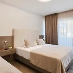B&B Center - Breakfast Included 4*