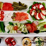 Center - Breakfast Included 풀라