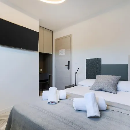 Center - Breakfast Included Bed & Breakfast Pula