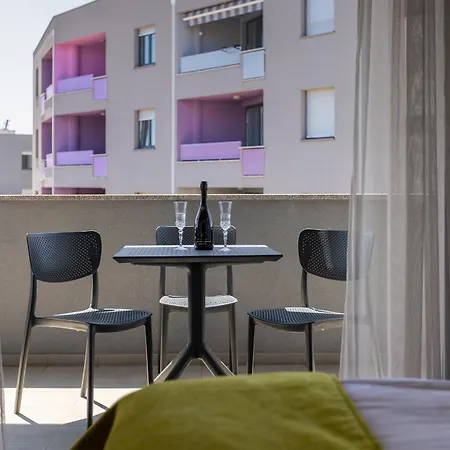 B&B Center - Breakfast Included 4*