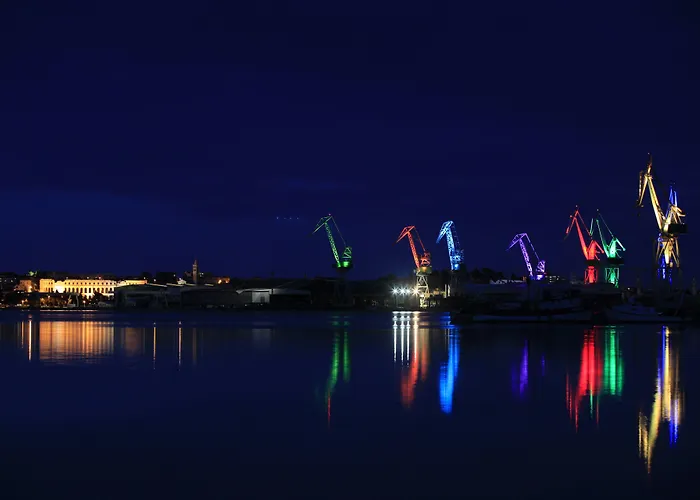 Center - Breakfast Included