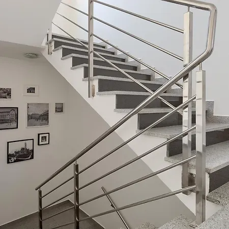 Pula City Center Accommodation With Free Parking Bed & Breakfast 4*
