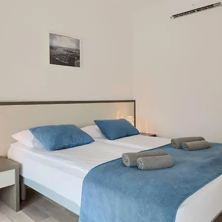 Bed & Breakfast Pula City Center Accommodation With Free Parking Pula