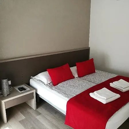 Pula City Center Accommodation With Free Parking Bed & Breakfast Pula
