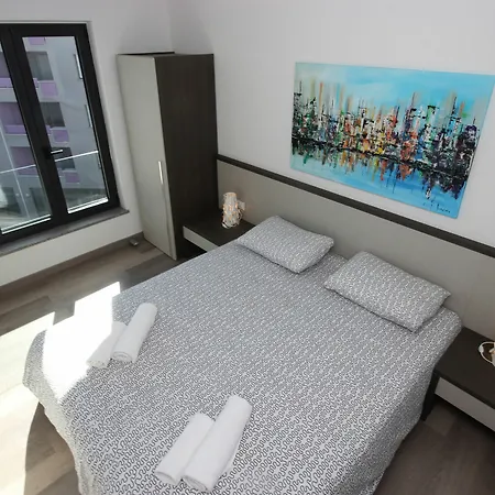 Pula City Center Accommodation With Free Parking 4*
