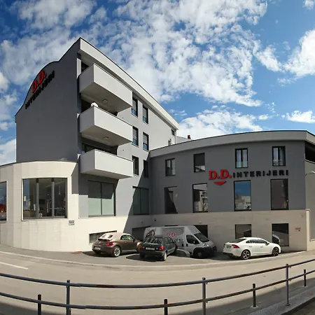 Pula City Center Accommodation With Free Parking Pula