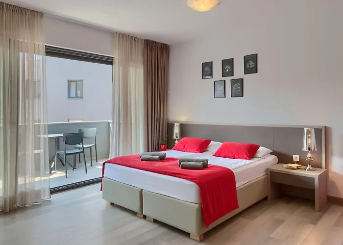 Center - Breakfast Included