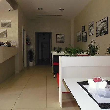 Center - Breakfast Included Nocleg ze śniadaniem Pula