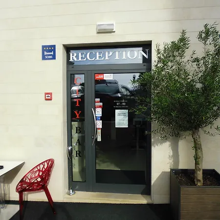 B&B Center With Free Parking 4*