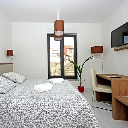 Center With Free Parking B&B