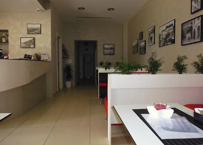 Center - Breakfast Included Oda ve Kahvaltı Pula